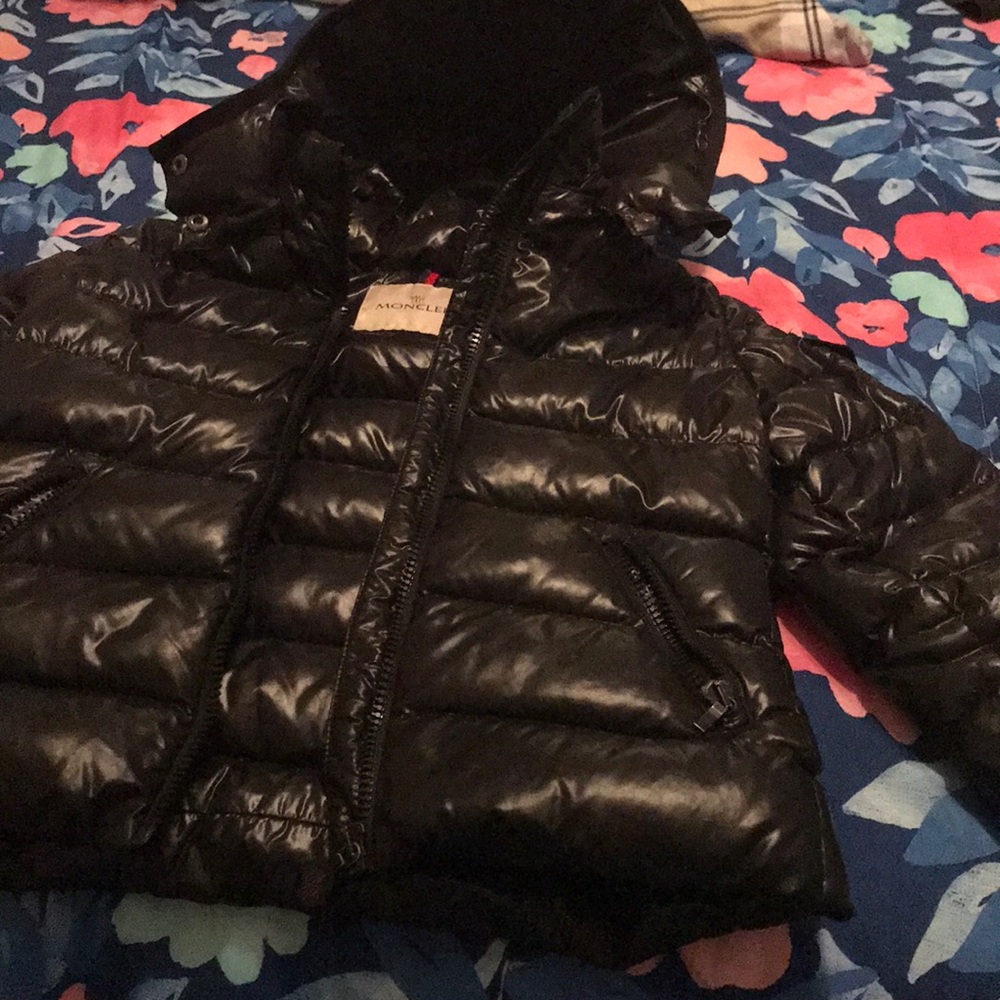 $250 - Picture 3 of 8
